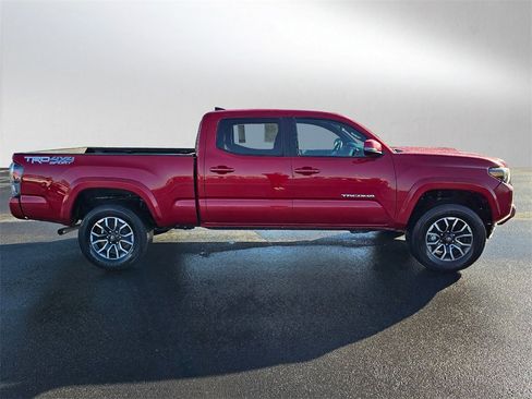 Used 2023 Toyota Tacoma TRD Sport image 6