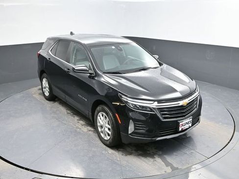 Used 2023 Chevrolet Equinox LT image 32