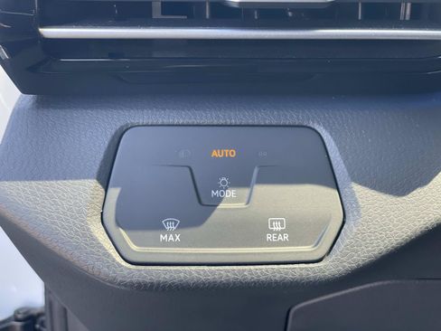 Certified 2023 Volkswagen ID.4 Pro RWD image 20