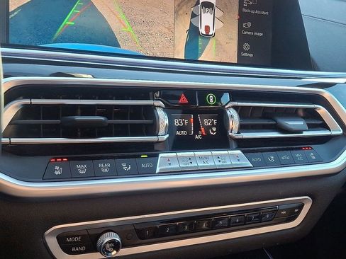 Used 2020 BMW X5 xDrive40i w/ M Sport Package image 17