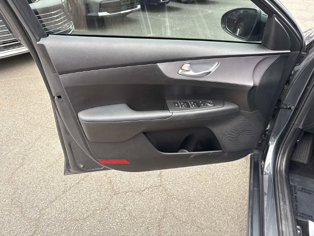 Used 2024 Kia Forte LXS FWD image 11