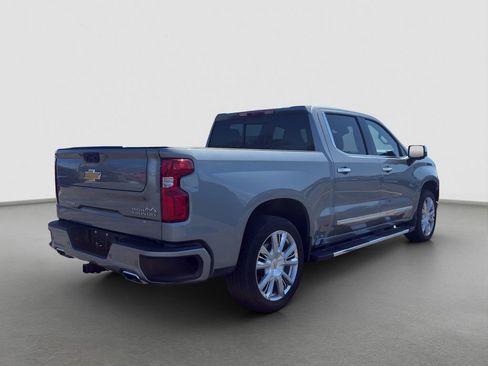 Used 2026 Chevrolet Silverado 1500 High Country w/ High Country Premium Package AWD/4WD image 6