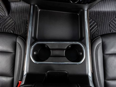 Used 2025 Chevrolet Silverado 2500 LT w/ Texas Edition image 28