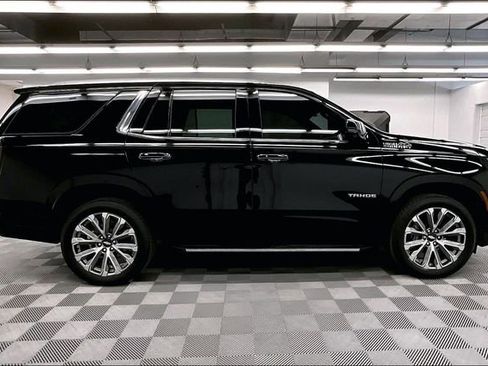 Used 2025 Chevrolet Tahoe High Country w/ Sun And Tow Package image 15