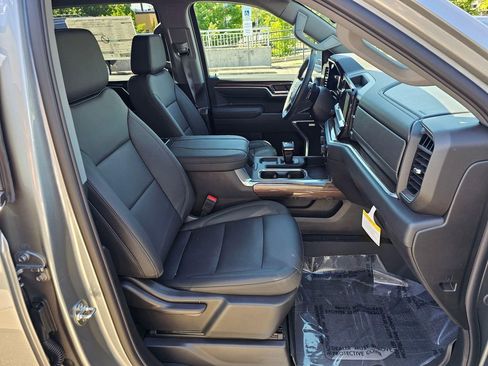 New 2026 Chevrolet Silverado 1500 RST AWD/4WD image 11