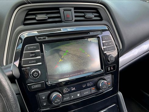 Used 2017 Nissan Maxima 3.5 SL FWD image 14