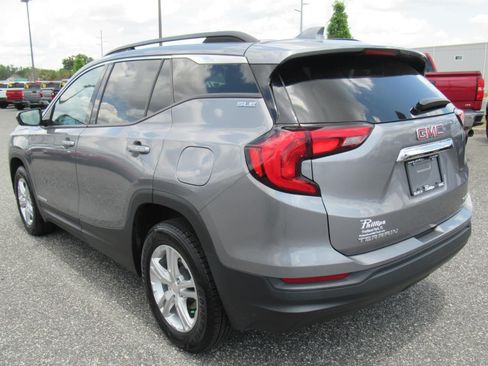Used 2020 GMC Terrain SLE w/ Driver Convenience Package AWD/4WD image 5