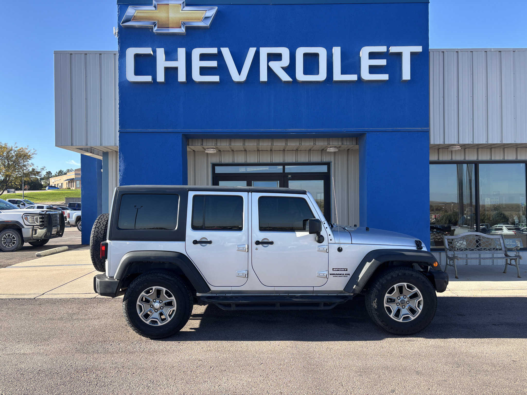 Used 2012 Jeep Wrangler Unlimited Sport AWD/4WD image 5