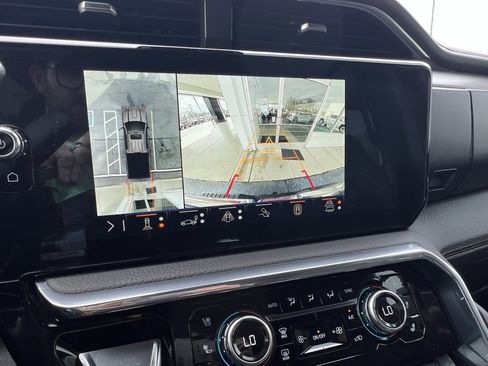 Certified 2024 GMC Sierra 2500 Denali w/ Technology Package image 29