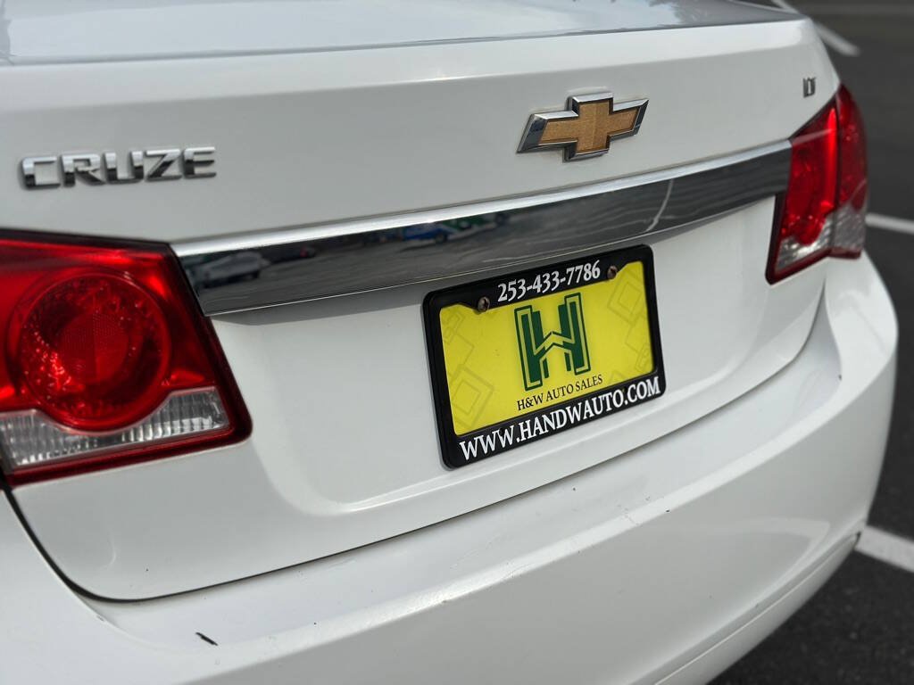 Used 2013 Chevrolet Cruze LT FWD image 15