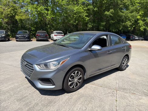 Used 2020 Hyundai Accent SE image 5
