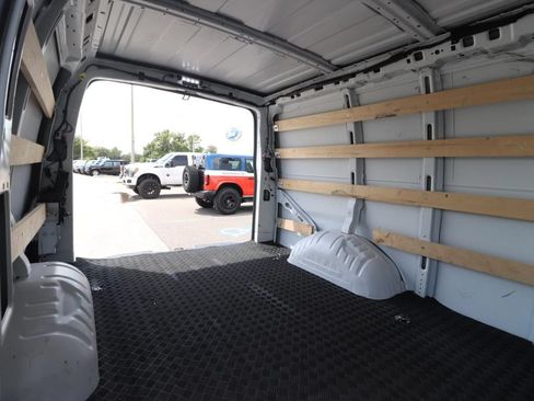 Used 2025 Chevrolet Express 2500 w/ Driver Convenience Package RWD image 16