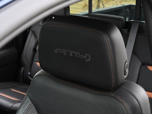 Used 2020 GMC Sierra 3500 AT4 w/ Technology Package image 30