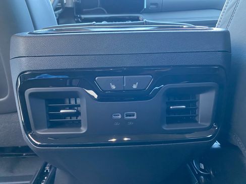 New 2026 GMC Sierra 2500 AT4X image 25