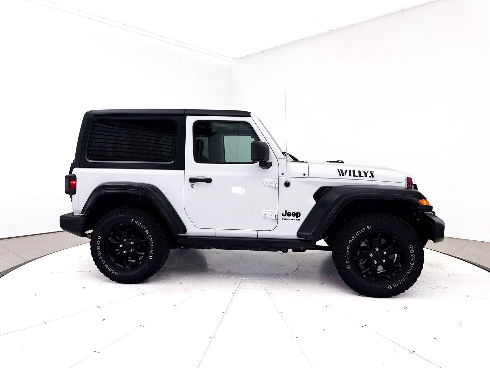 Used 2022 Jeep Wrangler Sport AWD/4WD image 33