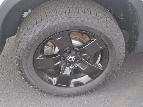 Certified 2026 Honda Ridgeline Black Edition image 9