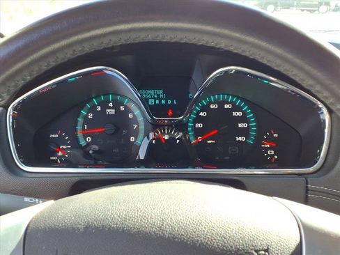 Used 2017 Chevrolet Traverse LT image 20