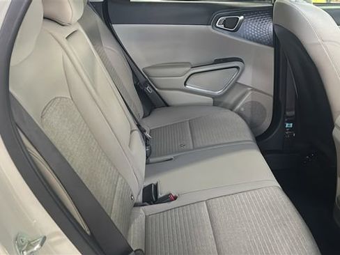 Used 2023 Kia Soul EX image 14