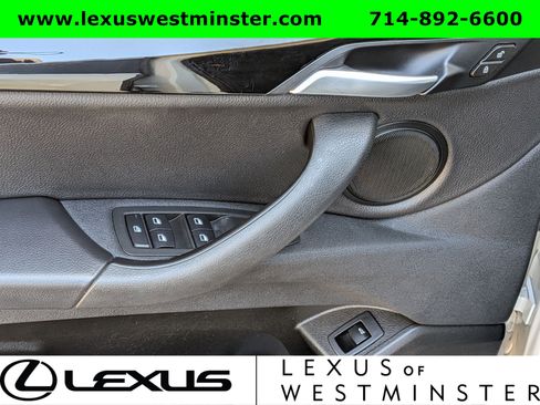 Used 2022 BMW X2 sDrive28i FWD image 16