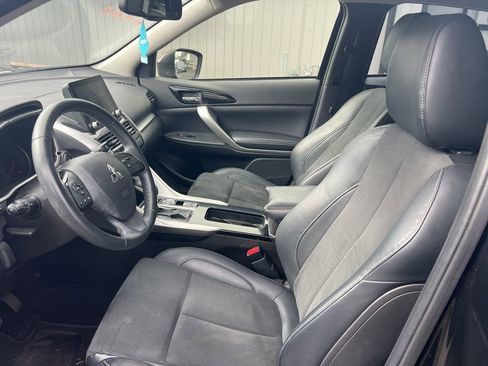 Used 2022 Mitsubishi Eclipse Cross SE image 9