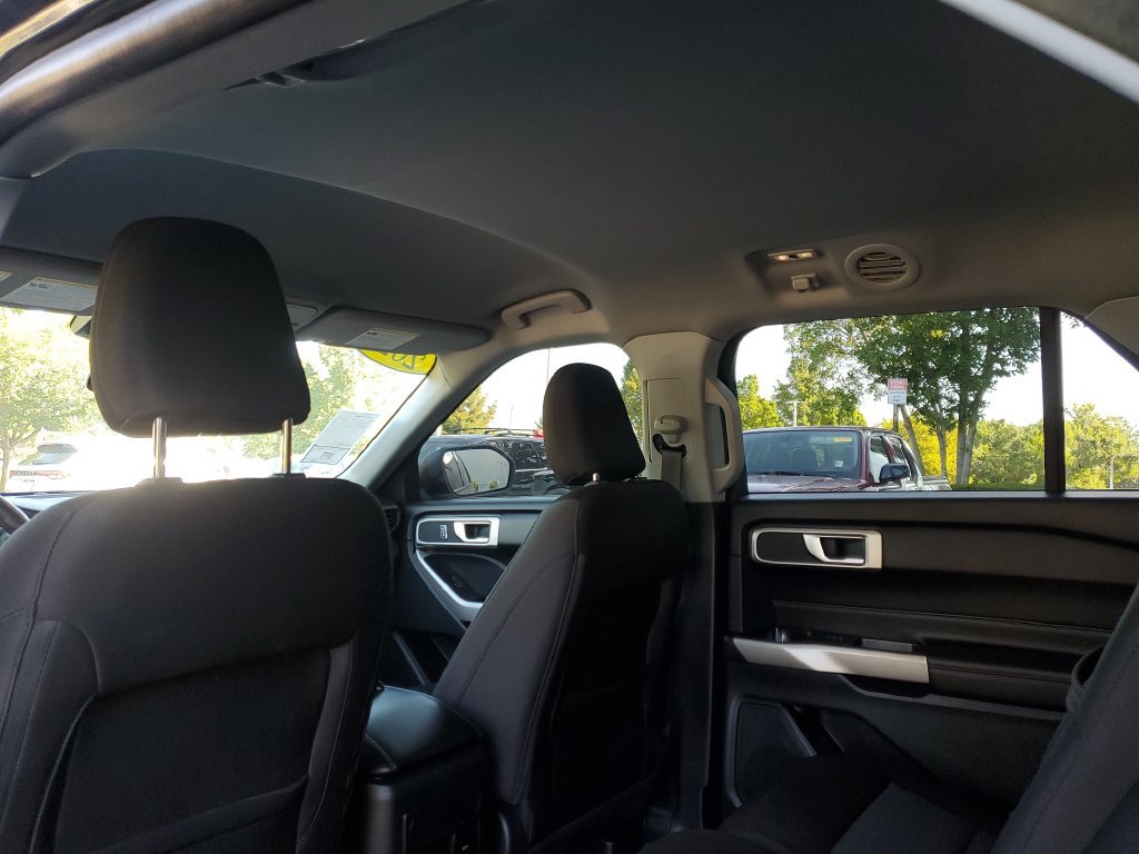 Used 2022 Ford Explorer XLT RWD image 14