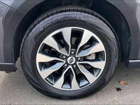 Used 2023 Subaru Outback Touring XT image 9