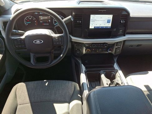 Used 2025 Ford F350 XLT w/ FX4 Off-Road Package image 11