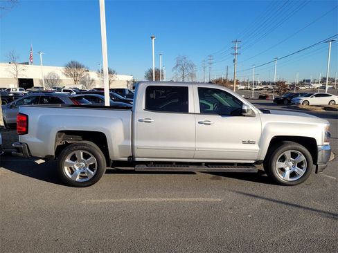 Used 2017 Chevrolet Silverado 1500 LT w/ Texas Edition image 2