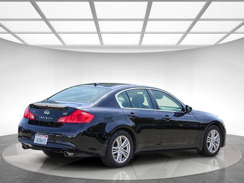 Used 2013 INFINITI G37 Journey w/ Premium Pkg RWD image 3