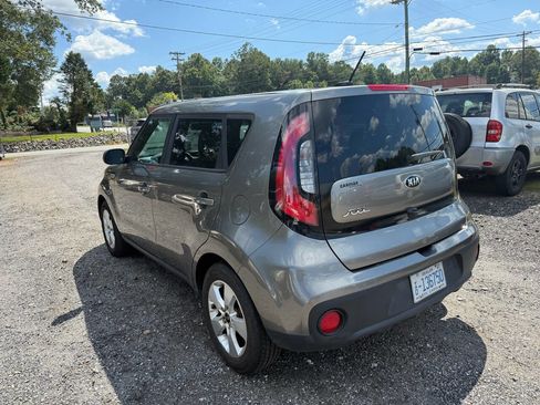 Used 2019 Kia Soul image 9