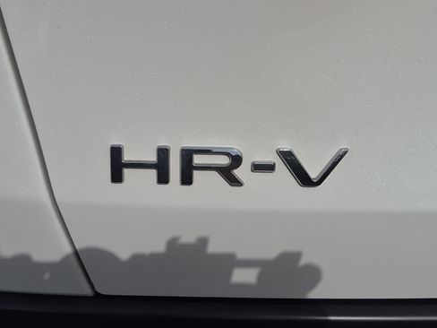 Used 2024 Honda HR-V Sport image 13