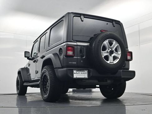 Used 2020 Jeep Wrangler Unlimited Sport S AWD/4WD image 39