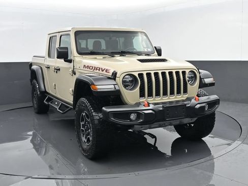 Used 2022 Jeep Gladiator Mojave w/ LED Lighting Group AWD/4WD image 3