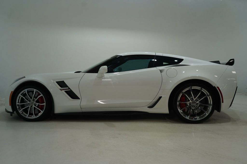 Used 2018 Chevrolet Corvette Grand Sport RWD image 4