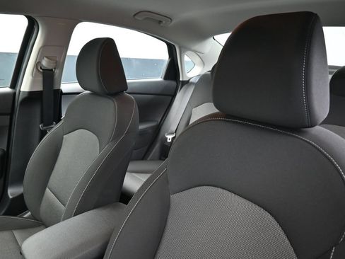 Used 2024 Kia Forte LXS FWD image 14