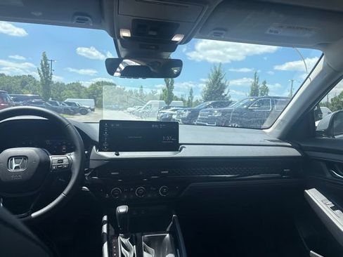 Used 2023 Honda Accord EX-L image 20