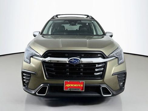 Used 2023 Subaru Ascent Touring AWD/4WD image 2