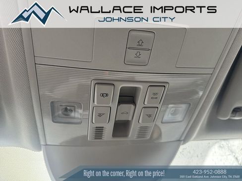 New 2026 Volkswagen Taos SE image 37