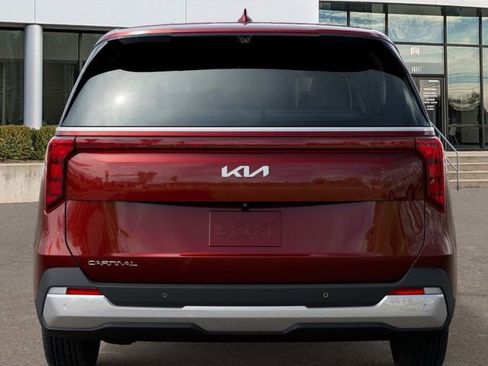 New 2026 Kia Carnival EX image 14