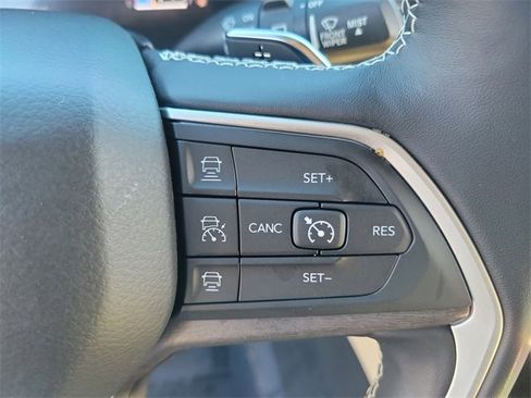 Certified 2021 Jeep Grand Cherokee L Limited image 28