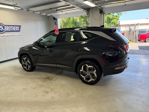 Used 2023 Hyundai Tucson Limited w/ Cargo Package AWD/4WD image 3
