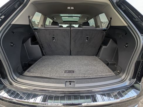 Used 2025 Volkswagen Atlas SE w/ Panoramic Sunroof Package image 20