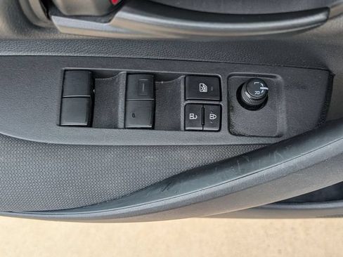 Used 2024 Toyota Corolla LE FWD image 17