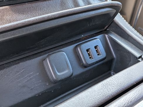 Used 2017 Chevrolet Tahoe Premier RWD image 35