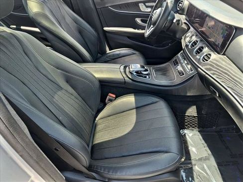 Used 2020 Mercedes-Benz E 350 4MATIC Sedan image 21
