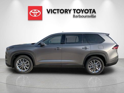 New 2026 Toyota Grand Highlander AWD image 2