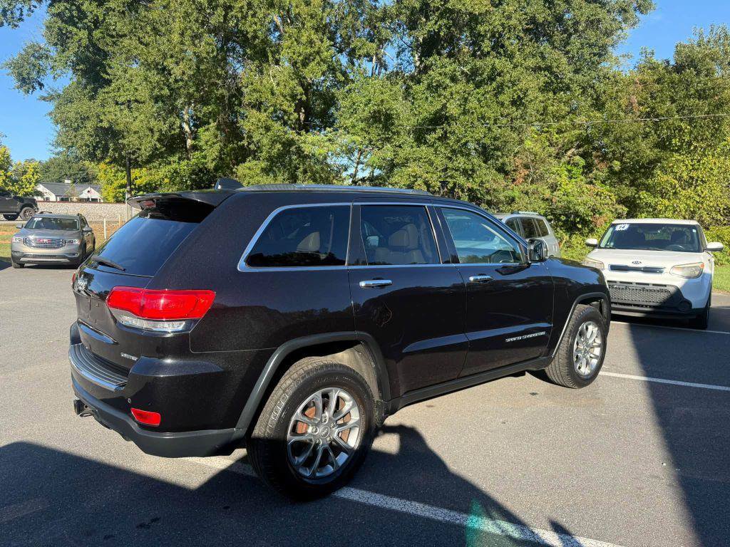 Used 2016 Jeep Grand Cherokee Limited w/ Luxury Group II AWD/4WD image 5