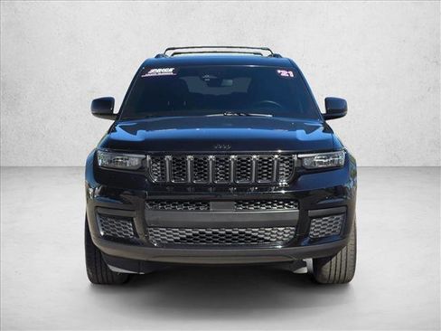Used 2021 Jeep Grand Cherokee L Laredo image 2