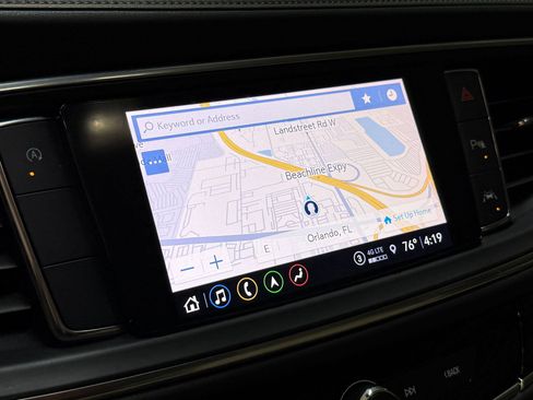 Used 2023 Buick Enclave Avenir image 29