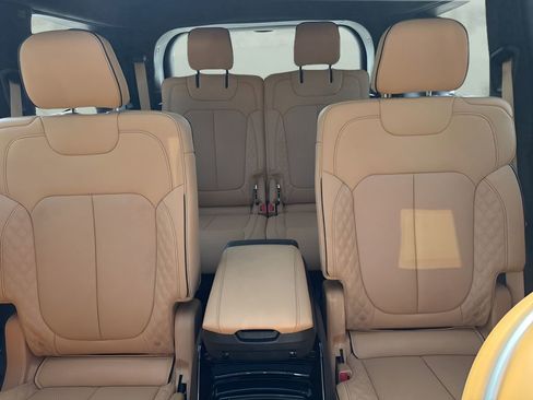 Used 2025 Jeep Grand Cherokee L Summit image 13